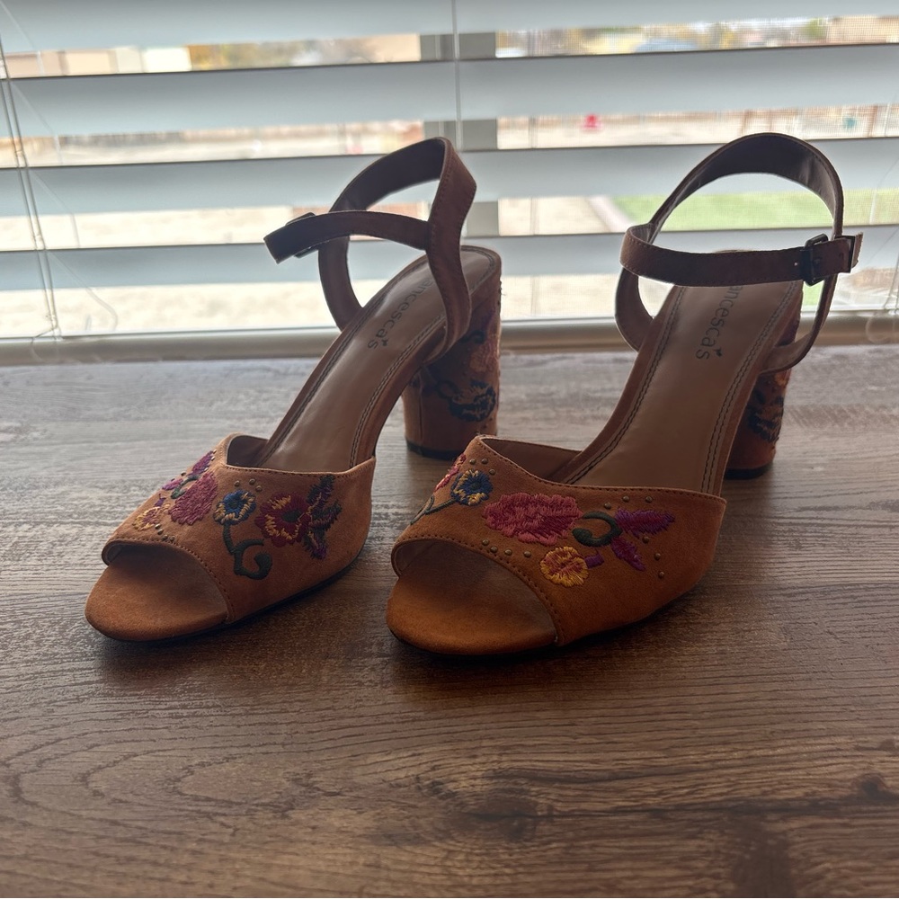 Francesca's Collections Brown Heels with Floral Embroidery